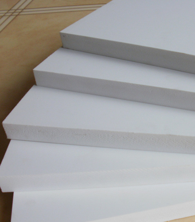 大量供应各种规格PVC板 免烧砖托板专业生产 塑料硬板 生产示例图3